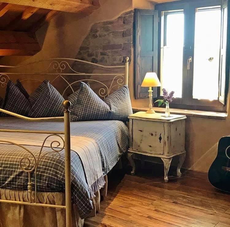 Casale Delle Rondini Bed and Breakfast Tolentino Εξωτερικό φωτογραφία