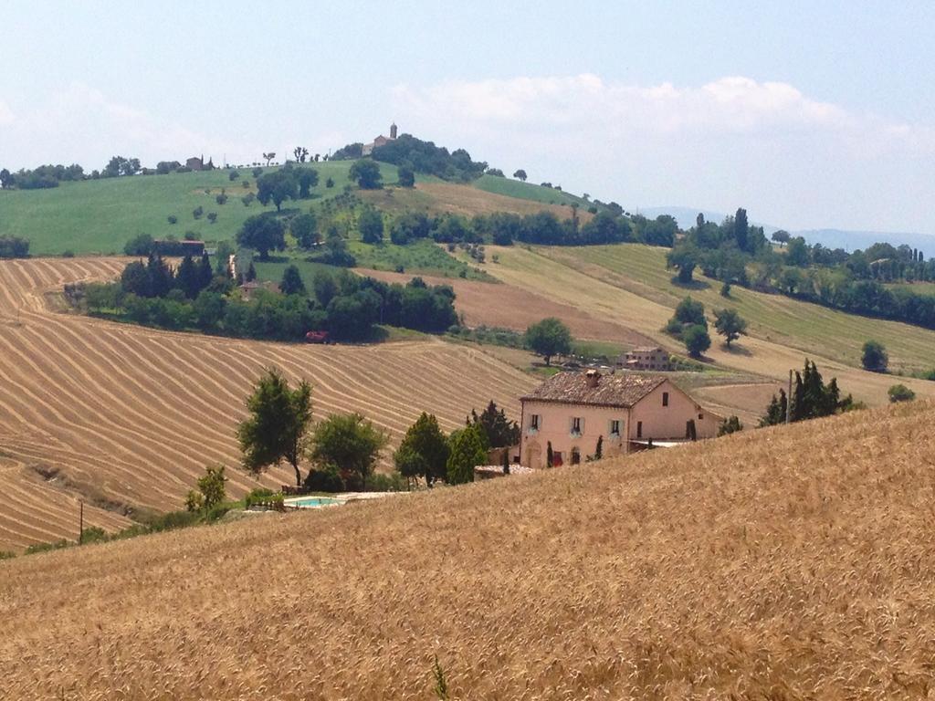 Casale Delle Rondini Bed and Breakfast Tolentino Εξωτερικό φωτογραφία